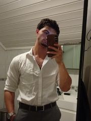 Date Habibi fra Aust-Agder