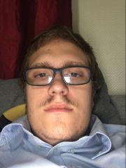 Date old_806151 fra Vestfold