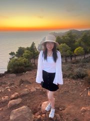 Date Wenwen fra Akershus