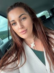 Date KarinaLys fra Hordaland