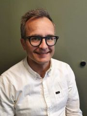 Date Mccabe fra Oslo