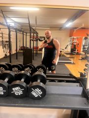 Date Dober77 fra Sogn og Fjordane