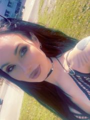 Date Penselpike fra Buskerud