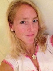 Date Supergirl7 fra Akershus